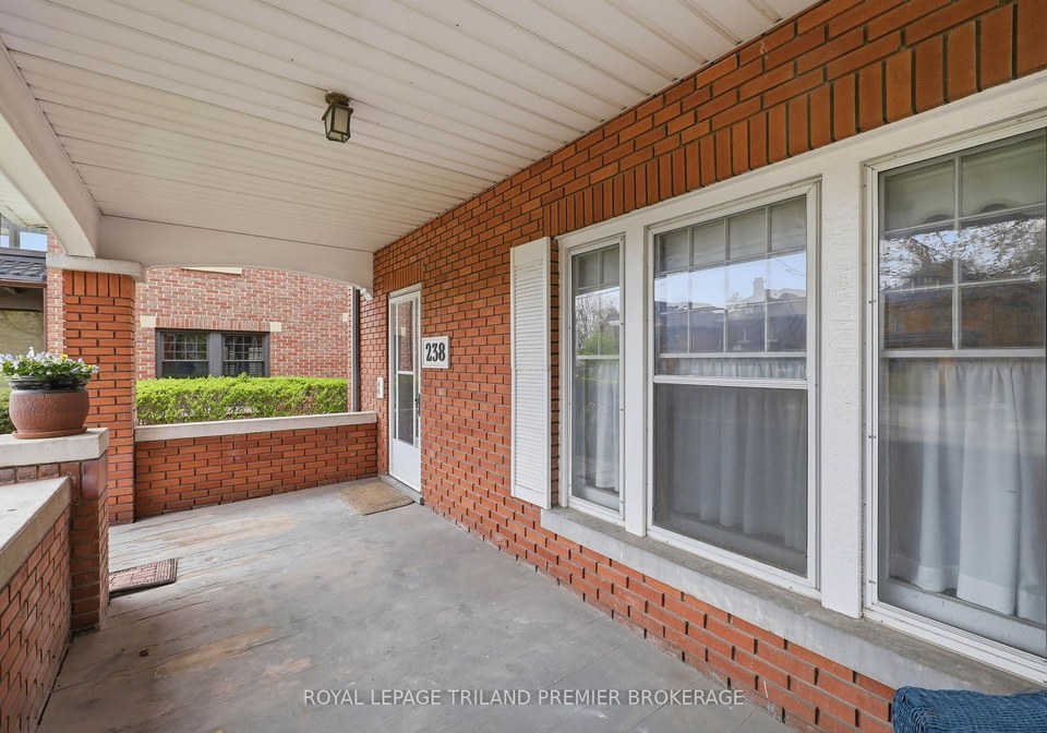 238-ridout-street-s-london-south-ontario-x13072652