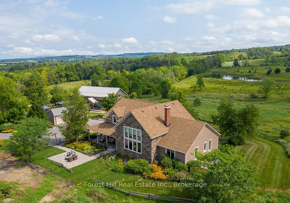 415763-10th-line-blue-mountains-ontario-x13072736