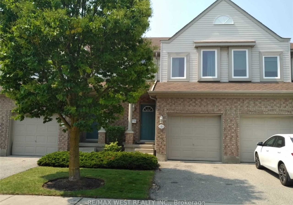15-roehampton-crescent-guelph-ontario-x13072742