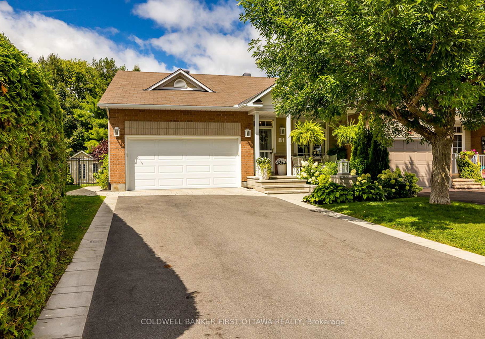 81-sable-run-drive-ottawa-ontario-x13072986
