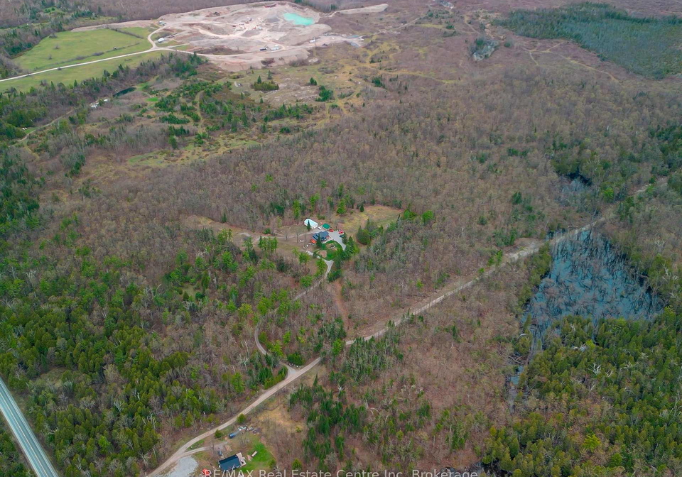 25-fire-route-129-trent-lakes-ontario-x13073008