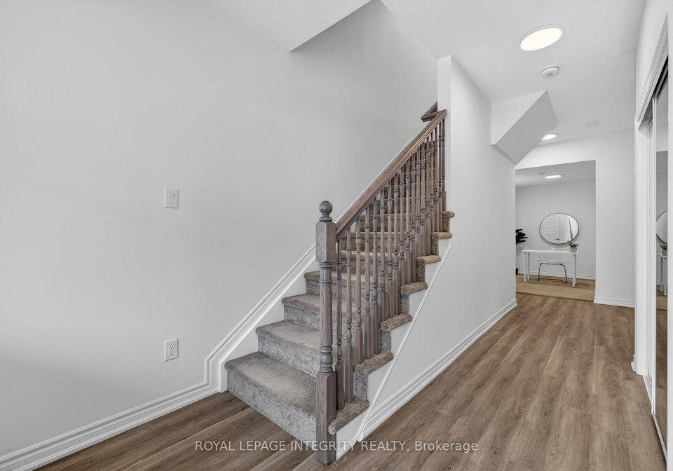 21-caspian-row-kanata-ontario-x13073010