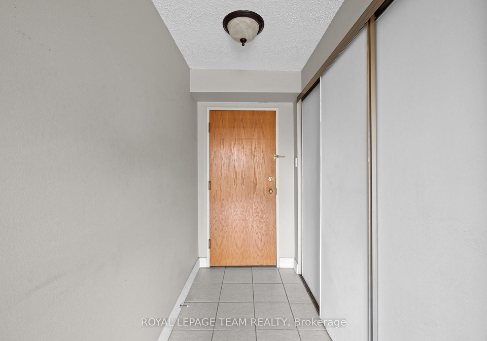 199-kent-street-ottawa-ontario-x13073166