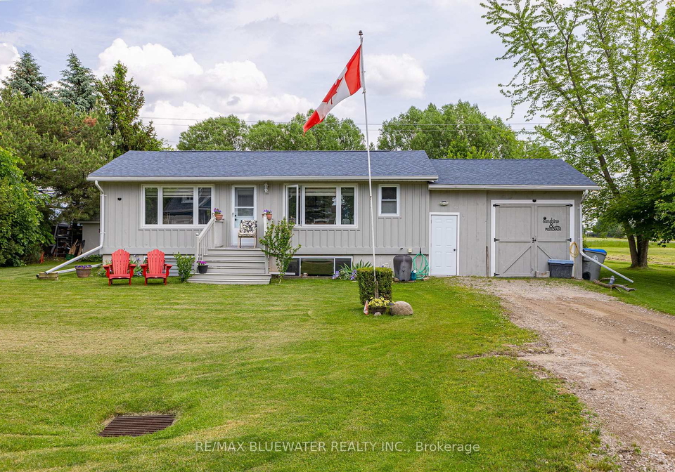 71224-sandra-street-bluewater-ontario-x13073302