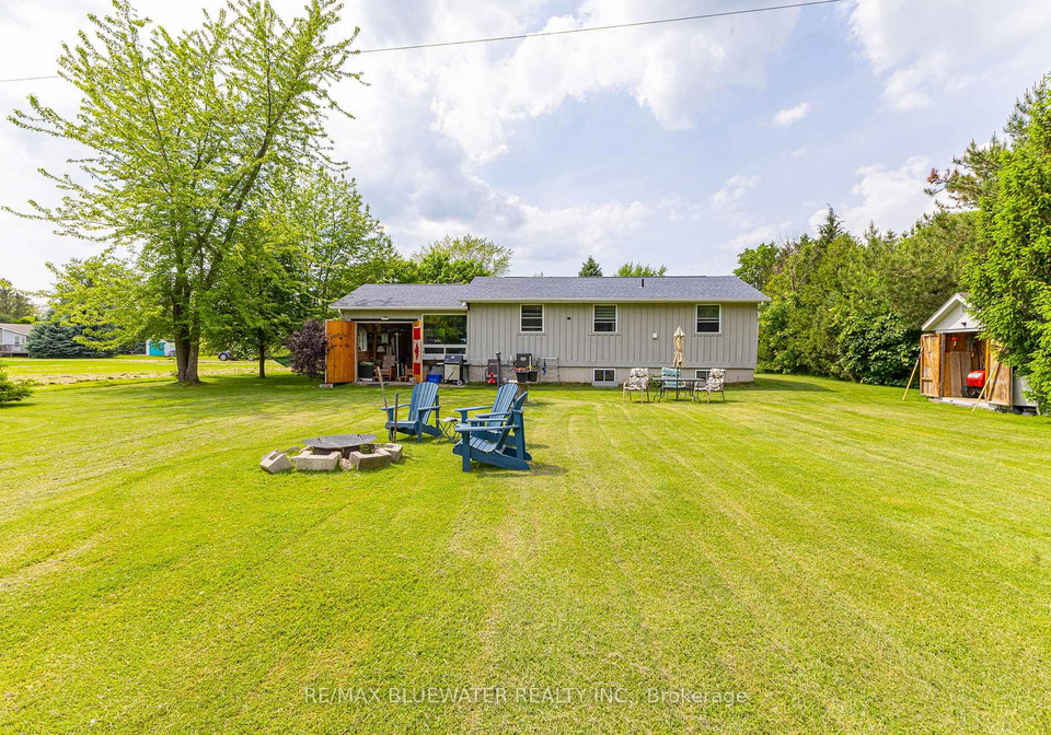 71224-sandra-street-bluewater-ontario-x13073302