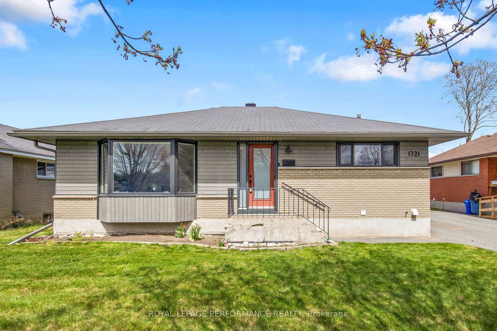 1321-rustic-drive-ottawa-ontario-x13073330