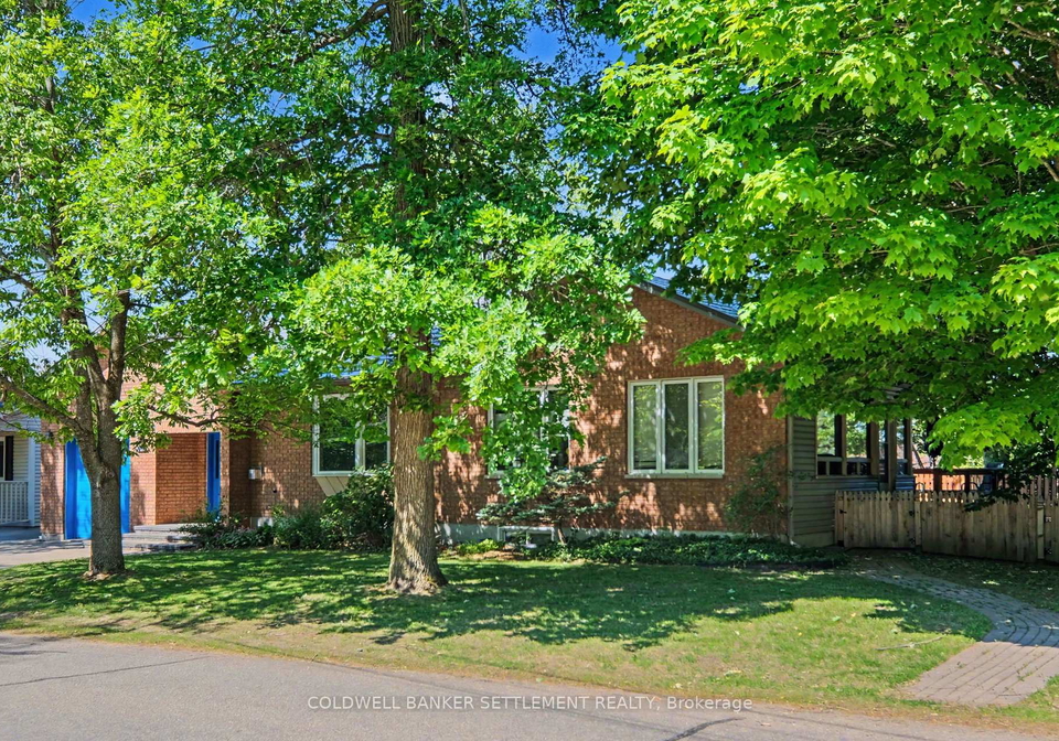 136-charlotte-st-street-e-merrickville-wolford-ontario-x13073344