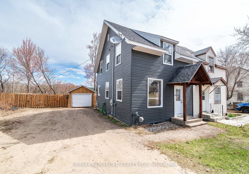 15-alder-crescent-deep-river-ontario-x13073354