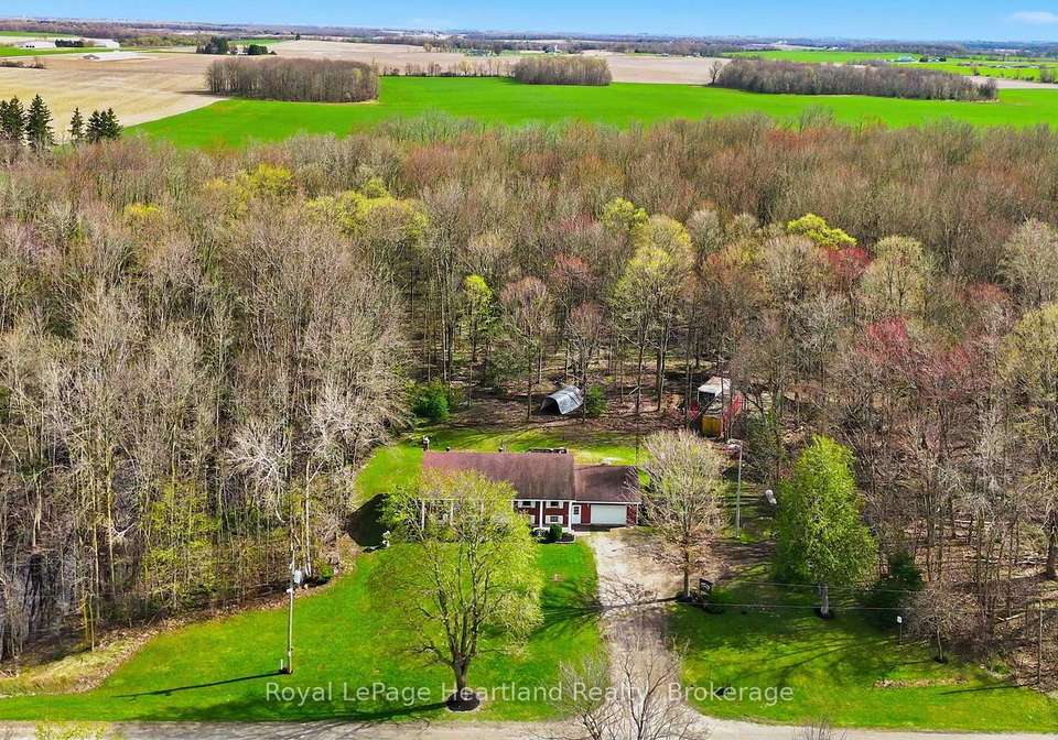 5427-highway-87-minto-ontario-x13073546