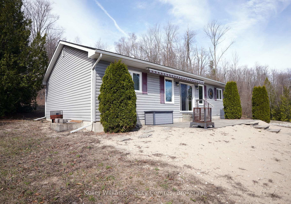 35-bryant-street-south-bruce-peninsula-ontario-x13073566