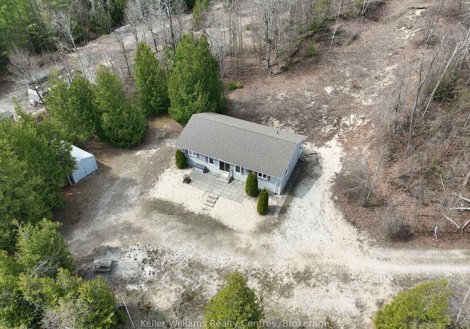 35-bryant-street-south-bruce-peninsula-ontario-x13073566