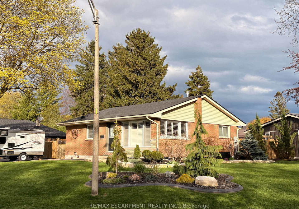 7-brier-crescent-brantford-ontario-x13073672