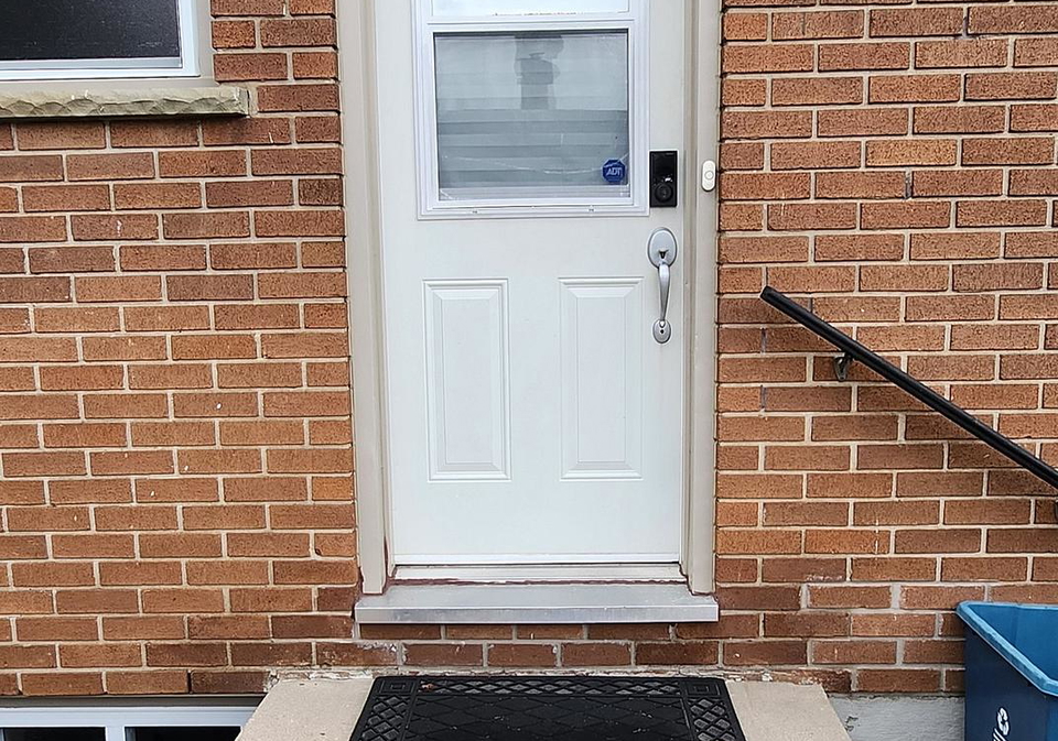 7-brier-crescent-brantford-ontario-x13073672