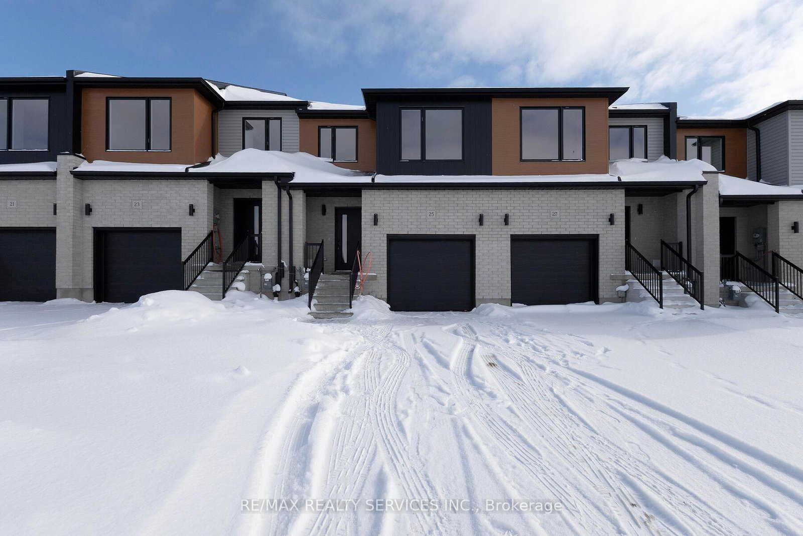 25-becker-street-stratford-ontario-x13073714