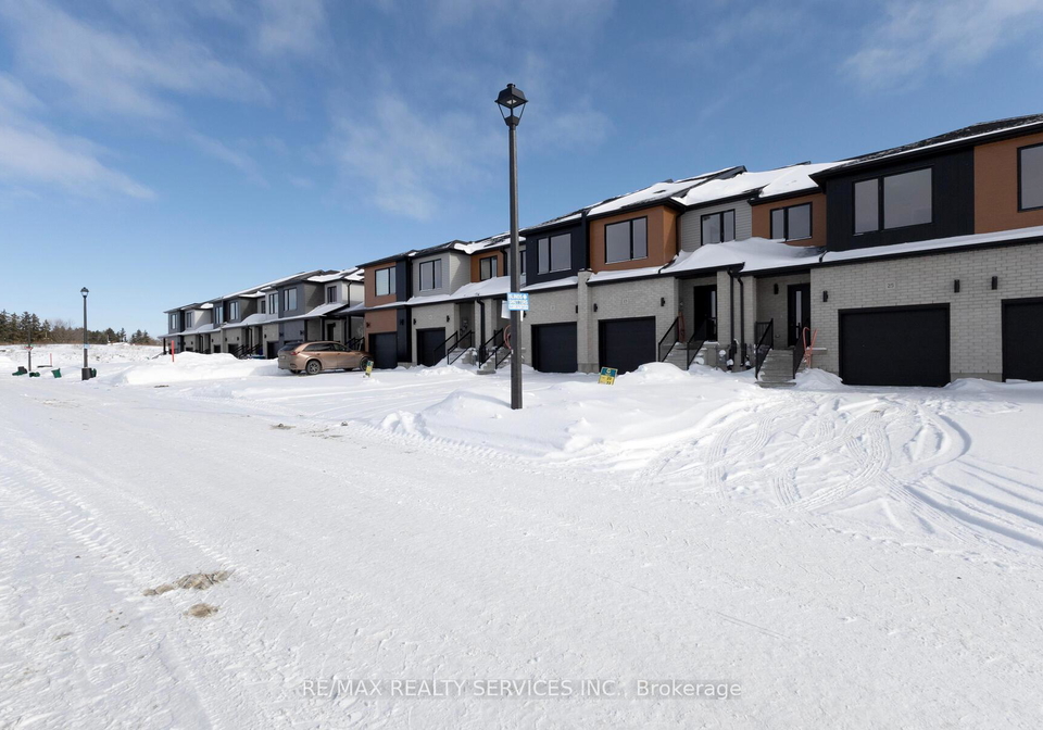 25-becker-street-stratford-ontario-x13073714