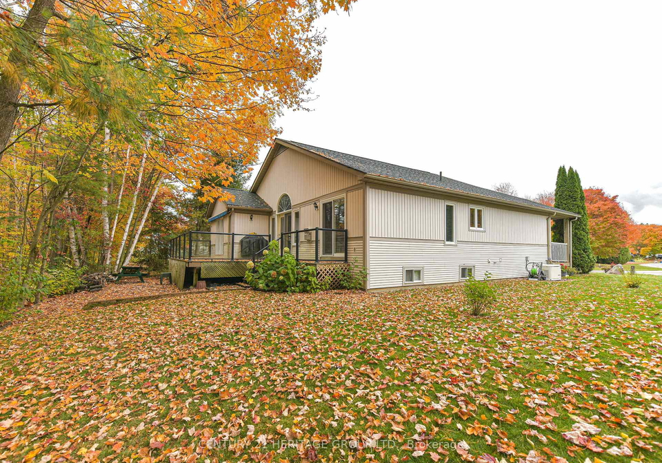 19-springwood-crescent-gravenhurst-ontario-x13073790
