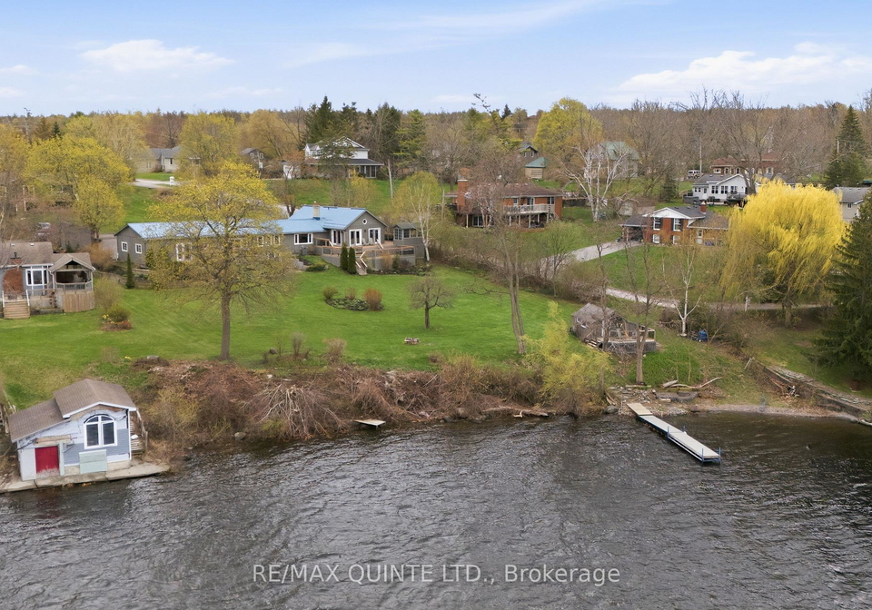 5-hermon-lane-prince-edward-county-ontario-x13073850
