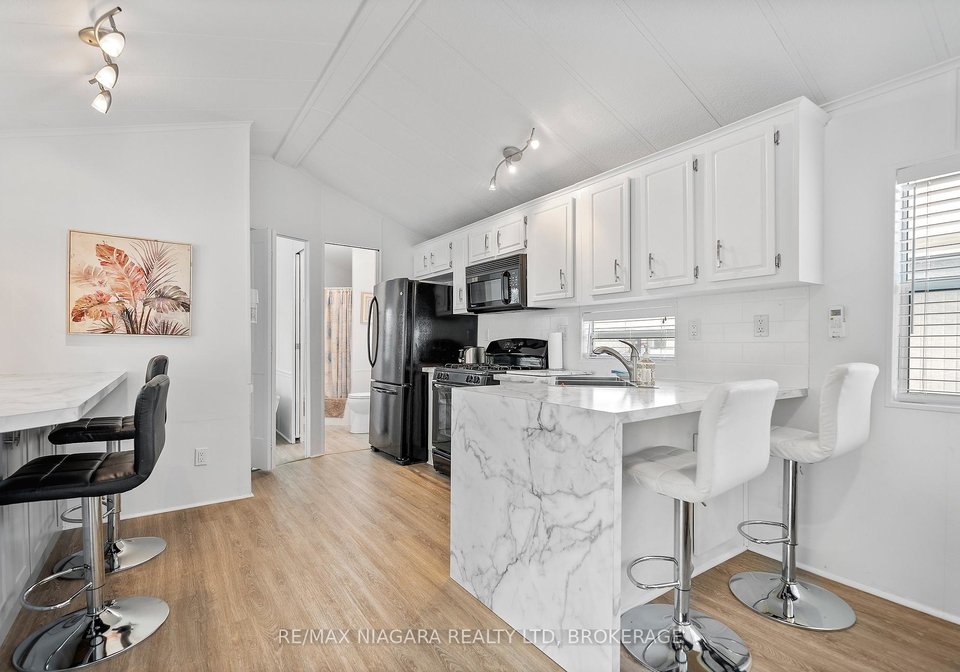 28-mariner-crescent-port-colborne-ontario-x13073974