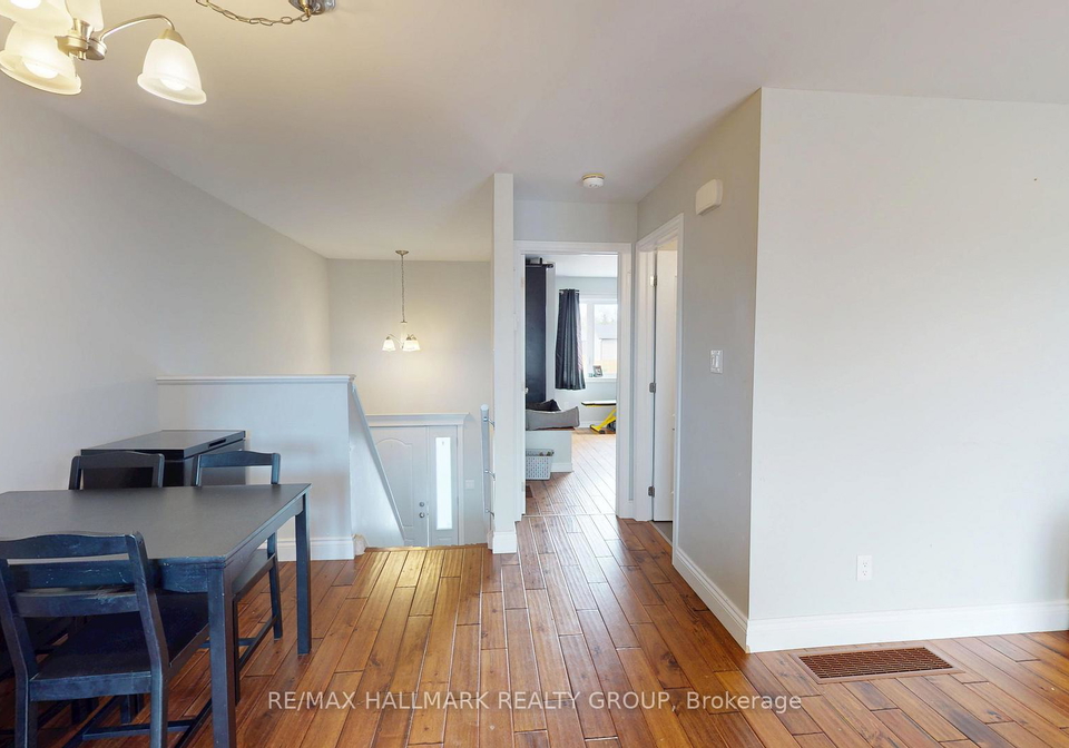 18-william-thomas-drive-petawawa-ontario-x13073994