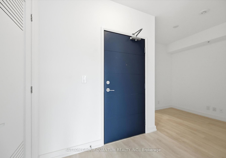 75-james-street-s-hamilton-ontario-x13074024