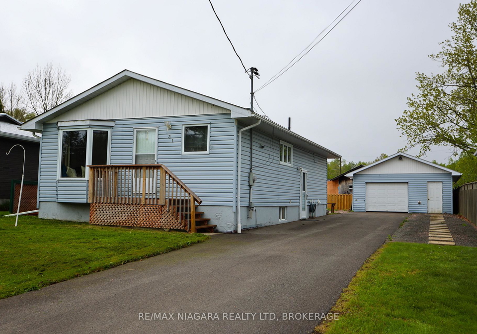 31-spruce-drive-temagami-ontario-x13074122