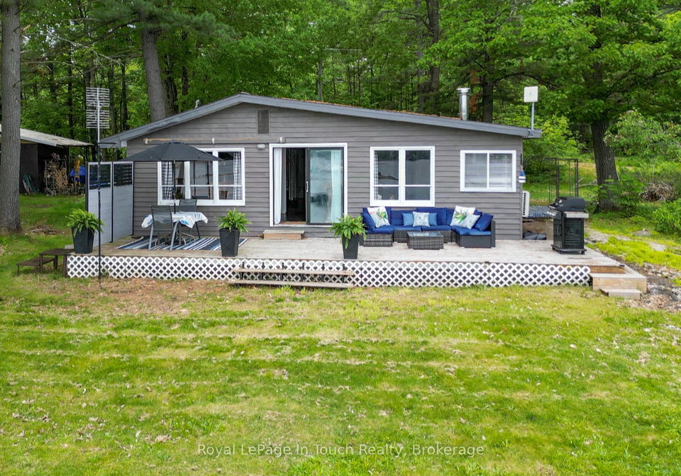 1682-island-630-georgian-bay-ontario-x13074132