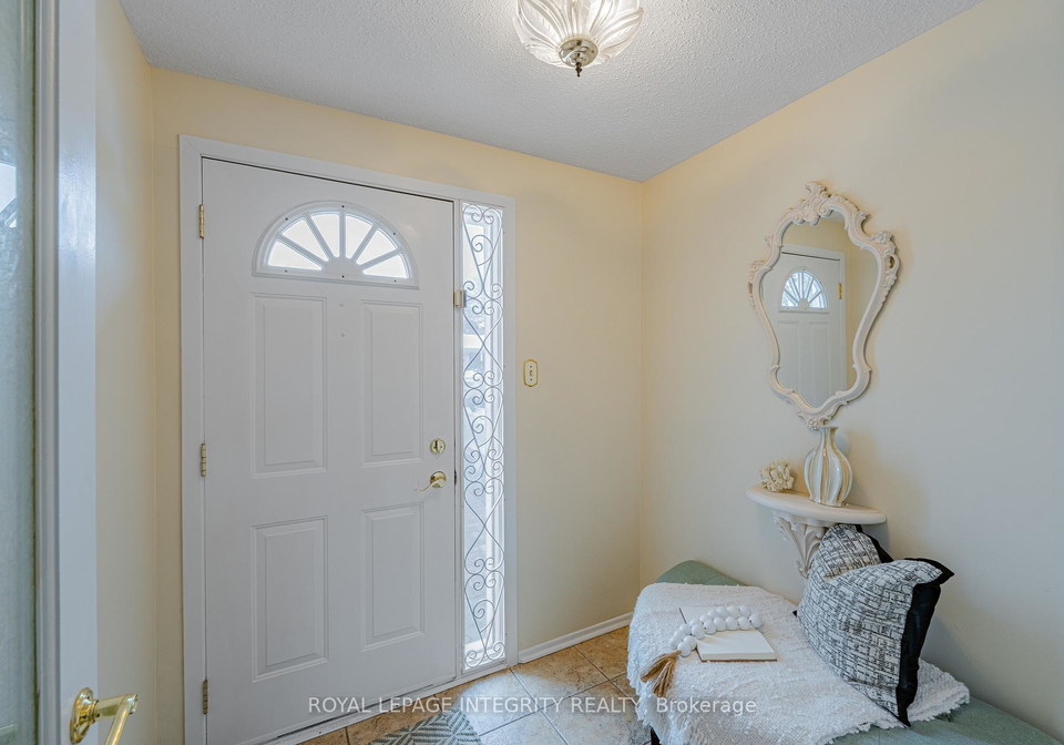 664-glenhurst-crescent-ottawa-ontario-x13074138