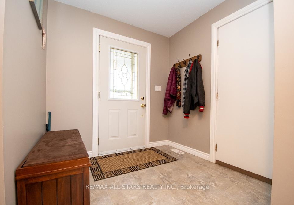 53-hillside-drive-kawartha-lakes-ontario-x13074184