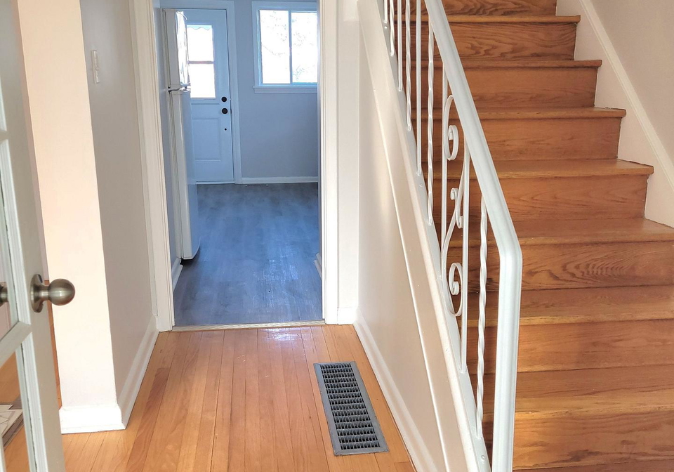 1677-baseline-road-ottawa-ontario-x13074278