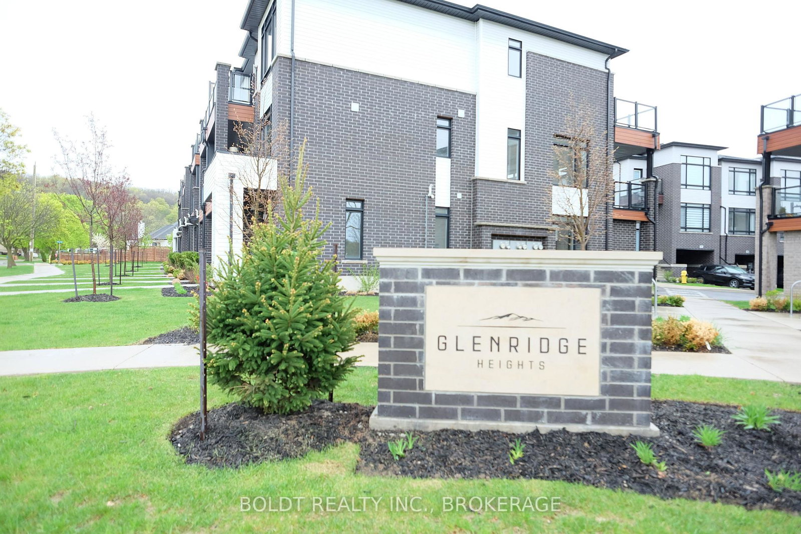 4-sidney-rose-common-st-catharines-ontario-x13074314
