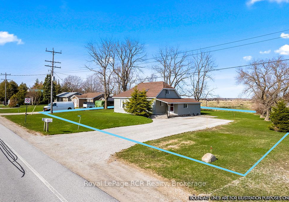 2882-6-highway-northern-bruce-peninsula-ontario-x13074374