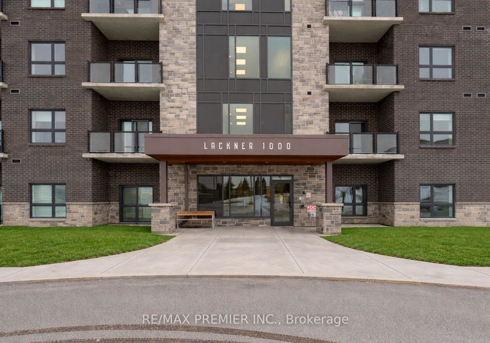 1000-lackner-place-kitchener-ontario-x13074402
