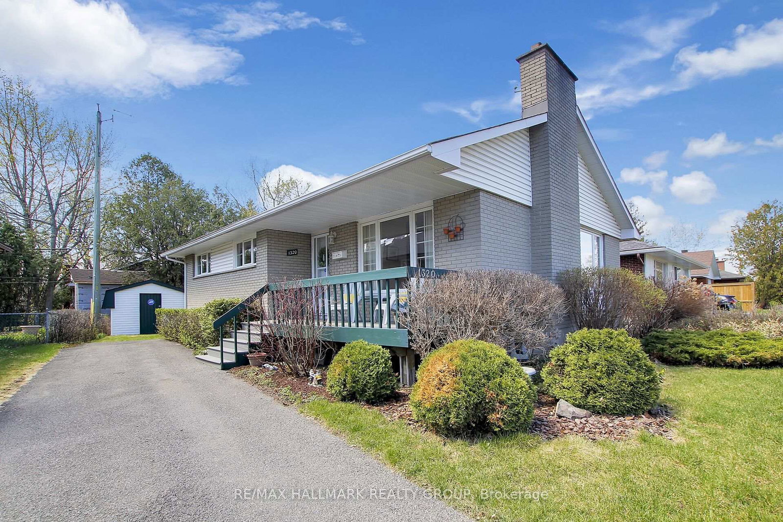 1320-rustic-drive-ottawa-ontario-x13074408