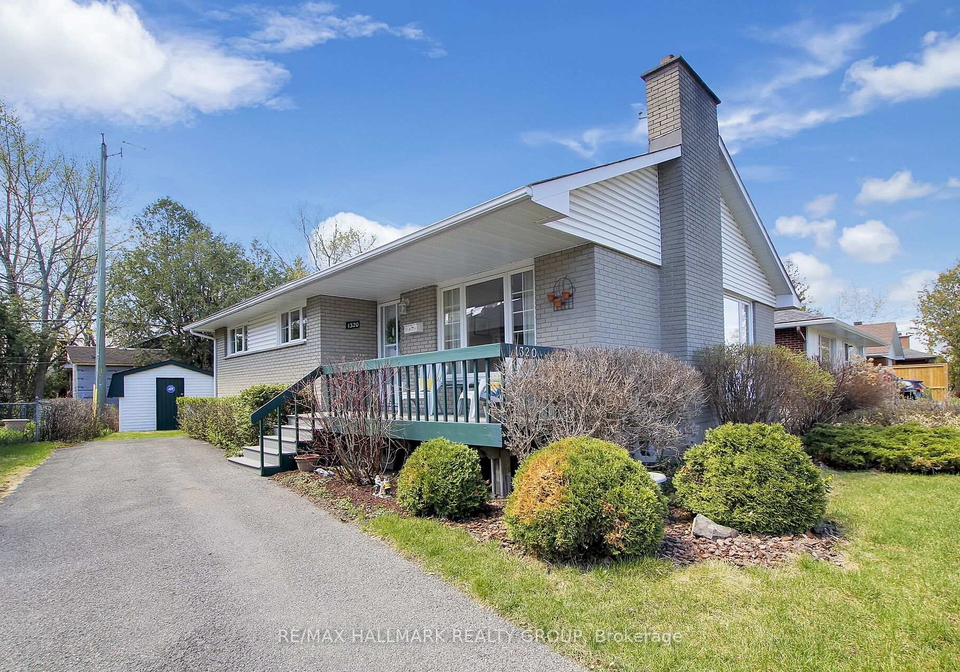 1320-rustic-drive-ottawa-ontario-x13074408