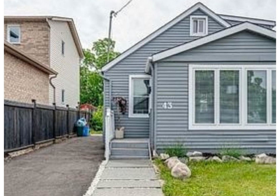 43-adair-avenue-hamilton-ontario-x13074664