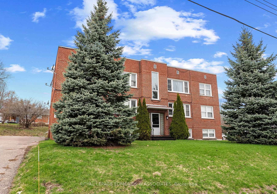 222-belmont-avenue-pembroke-ontario-x13074908