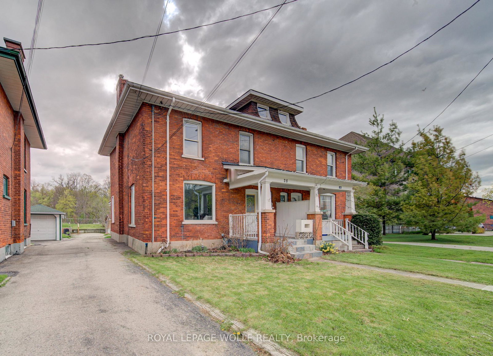 28-willow-street-brant-ontario-x13074996