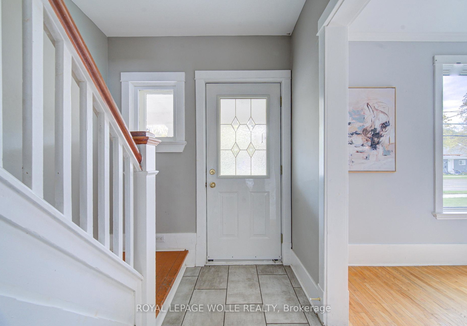28-willow-street-brant-ontario-x13074996
