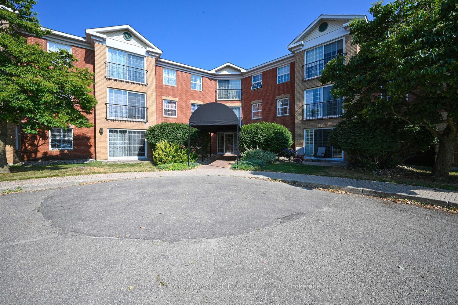 40-pearl-street-smiths-falls-ontario-x13075018