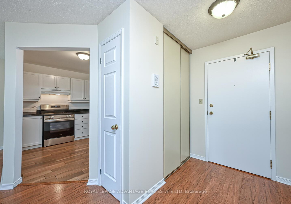 40-pearl-street-smiths-falls-ontario-x13075018