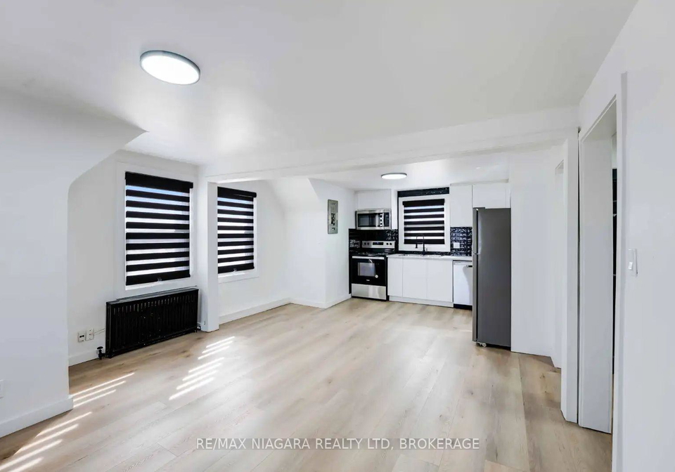 261-grantham-avenue-st-catharines-ontario-x13075030