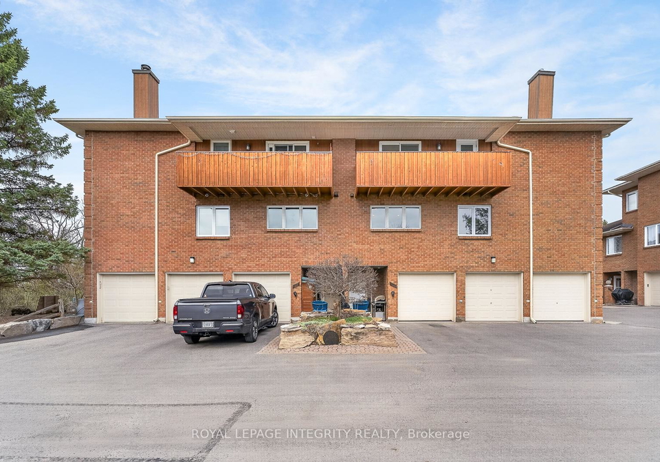 10stratas-court-kanata-ontario-x13075318