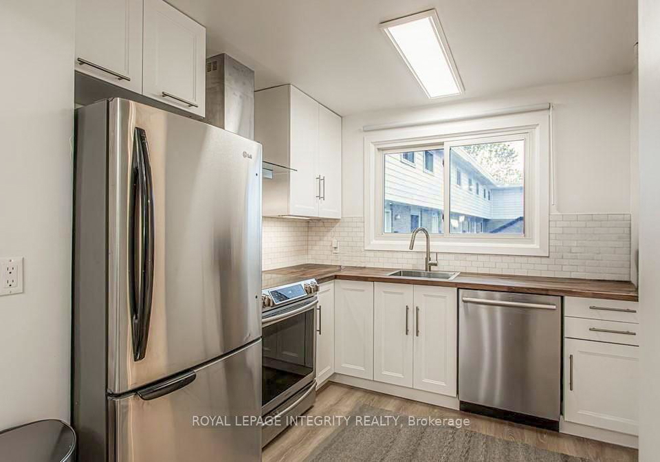73-hadley-circle-ottawa-ontario-x13075320