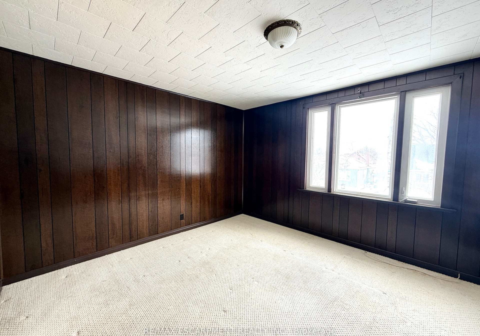 17-lyons-avenue-welland-ontario-x13075334