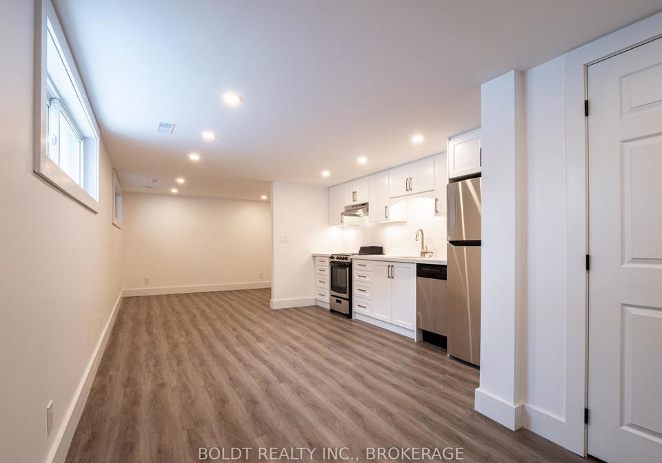 7160-waters-avenue-niagara-falls-ontario-x13075592