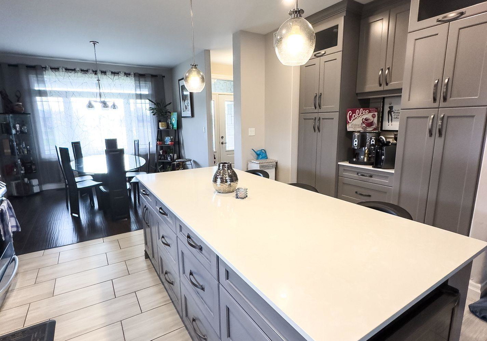 15-spartan-court-quinte-west-ontario-x13075842