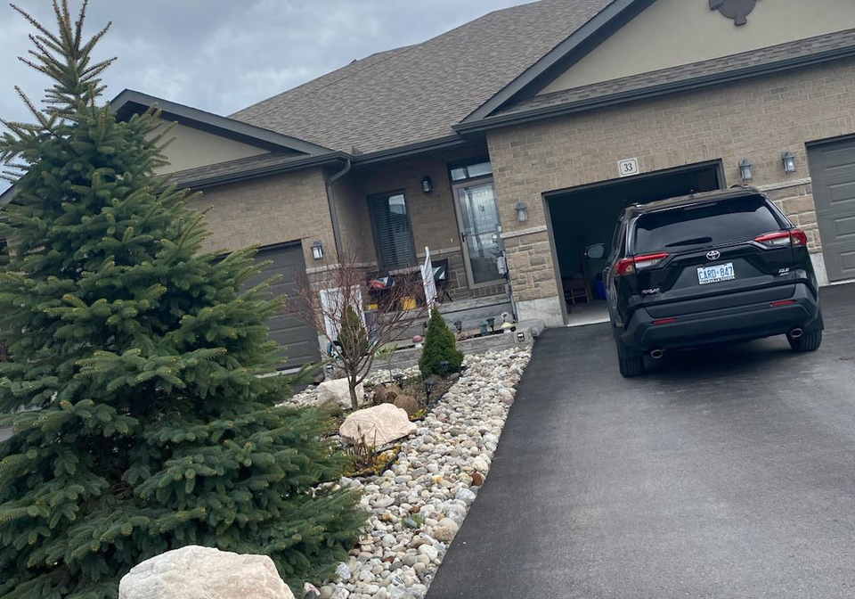 33-farmington-crescent-n-belleville-ontario-x13075998