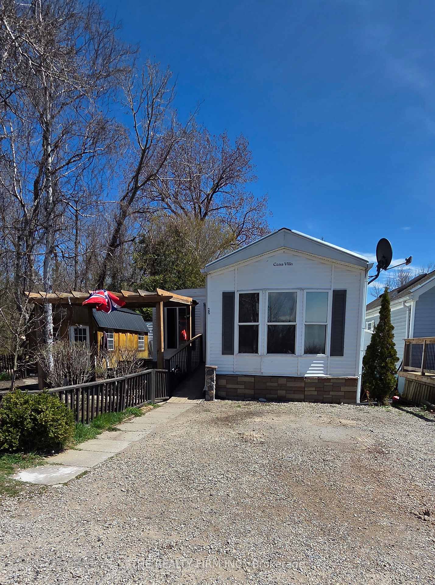 79681-bluewater-highway-central-huron-ontario-x13076094