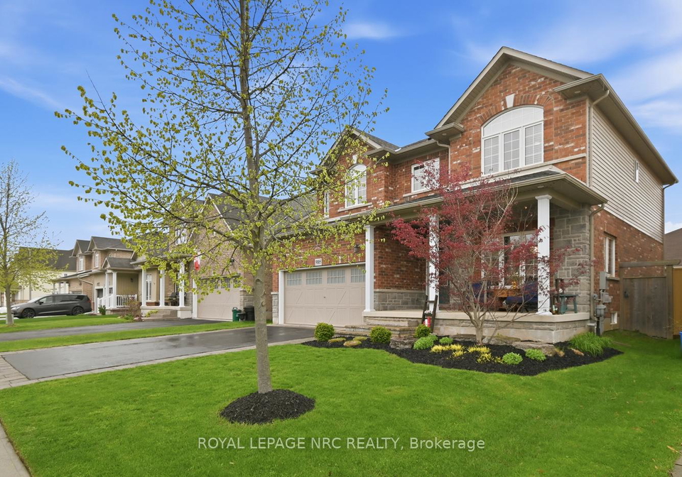 9105-white-oak-avenue-niagara-falls-ontario-x13076328