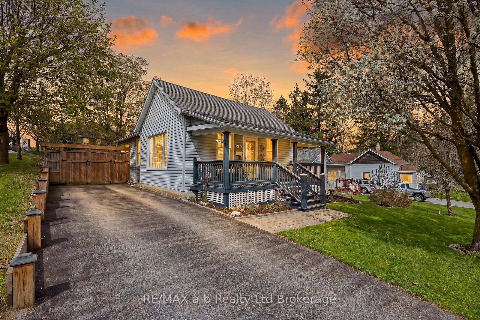 210-russell-street-woodstock-ontario-x13076334